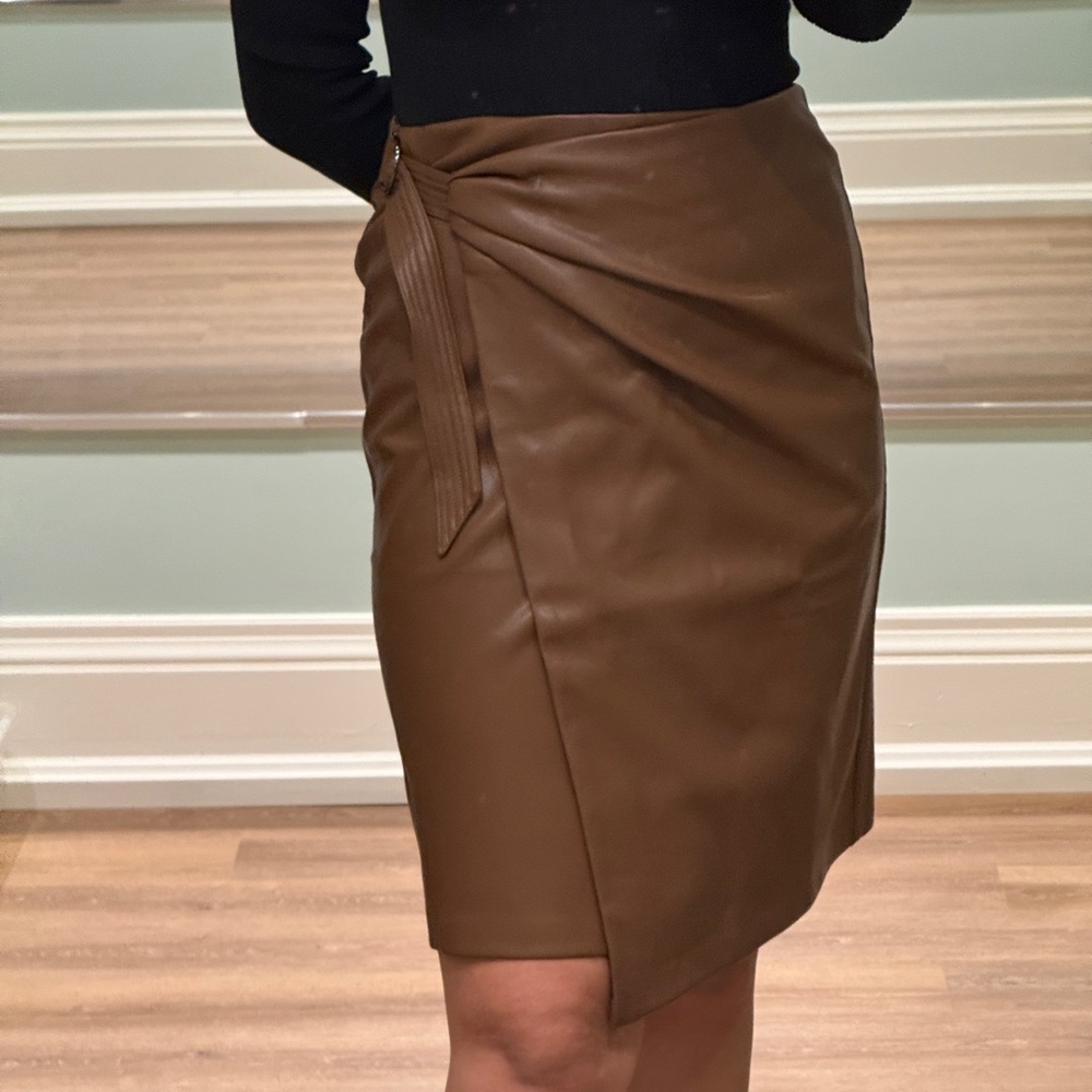 NWT SUNCOO JUPE FLORA SKIRT